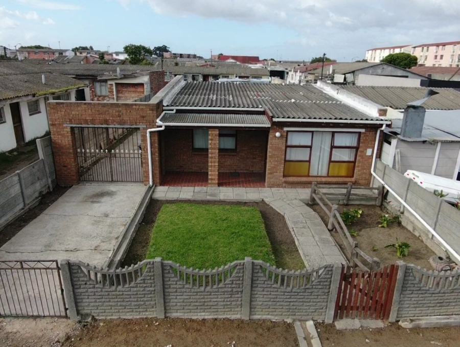3 Bedroom Property for Sale in Leonsdale Western Cape